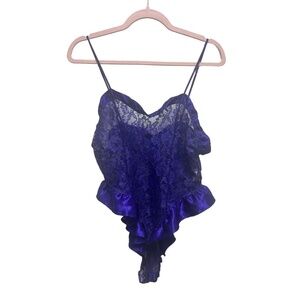 Victoria’s Secret Womens Size M Purple Ruffle Lace Gold Label Vintage Teddy